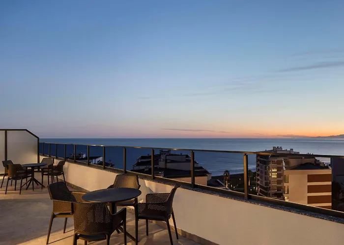 Hotel Doubletree By Hilton Yomra 4*