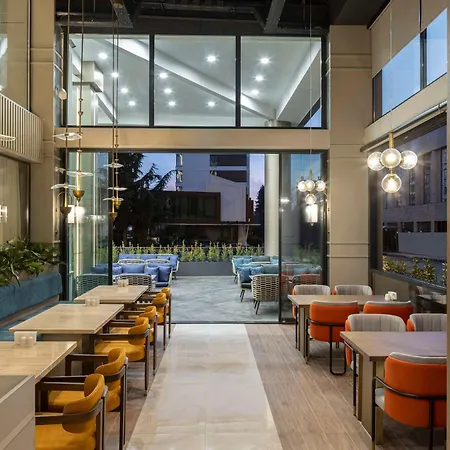 Hotel Doubletree By Hilton Yomra 4*